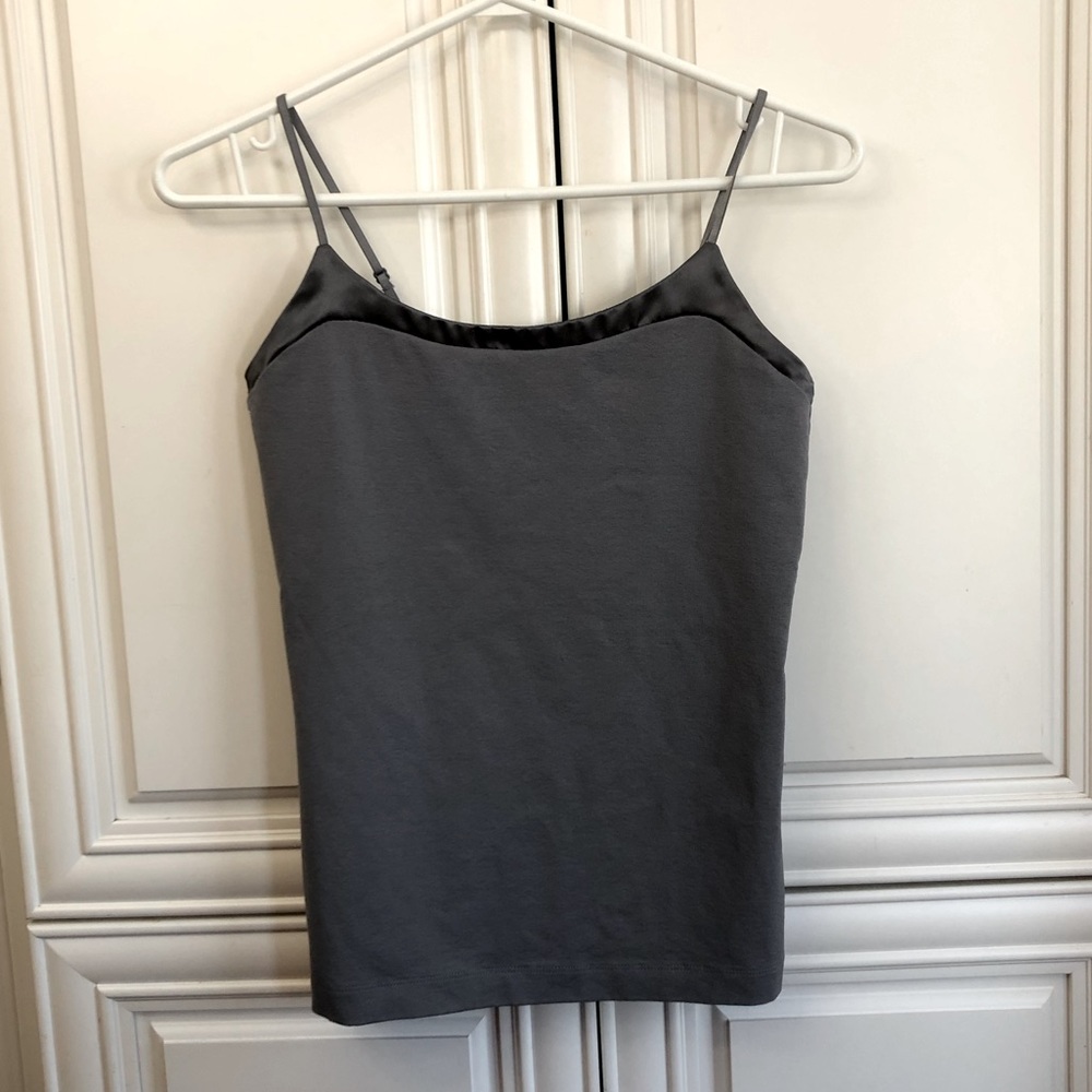 Banana Republic women’s grey camisole
